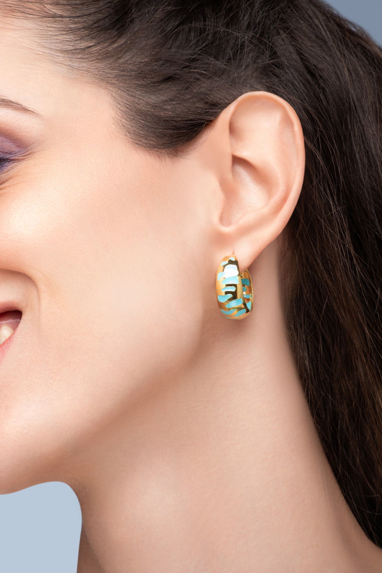 Σκουλαρίκια κρίκοι Pop 23 από επιχρυσωμένο ασήμι 925° με τυρκουάζ σμάλτο Εικόνα 2