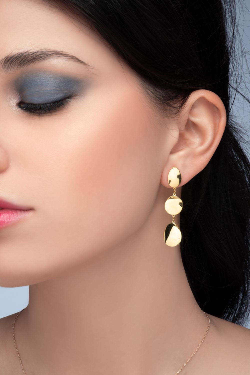 Σκουλαρίκια Aurum από χρυσό 18Κ με κυκλικά στοιχεία Εικόνα 3