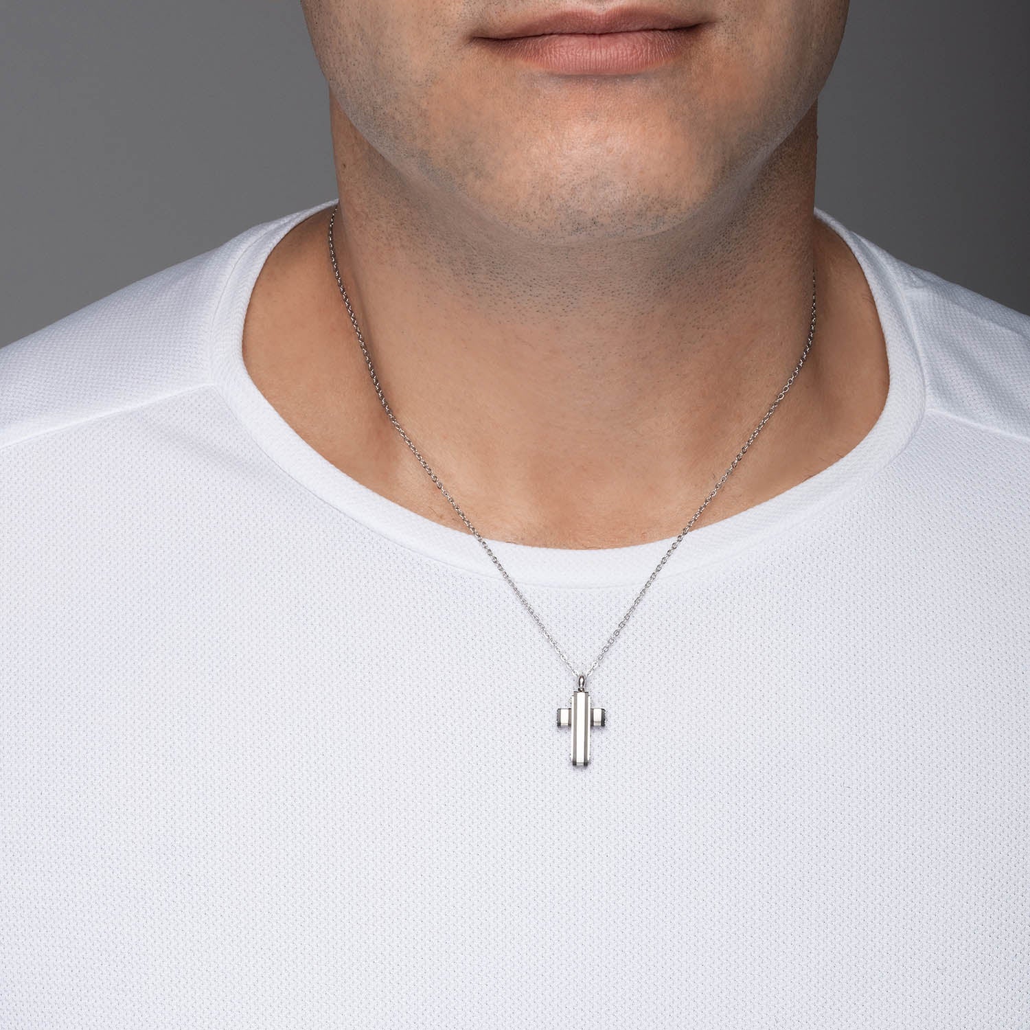 Ανδρικός σταυρός από ατσάλι με μαύρα στοιχεία Εικόνα 2