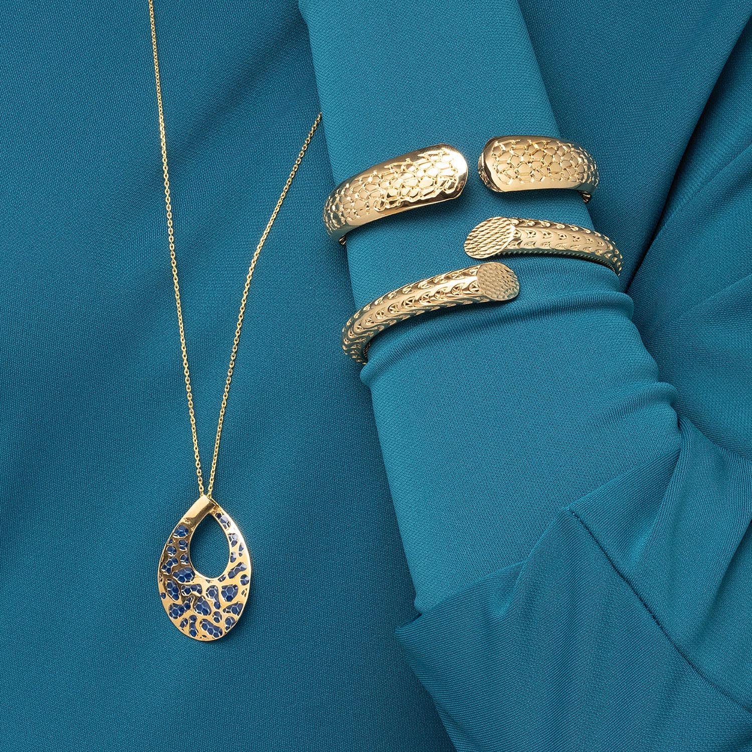 Βραχιόλι Artisanal σταθερό από επιχρυσωμένο ασήμι 925° Εικόνα 3