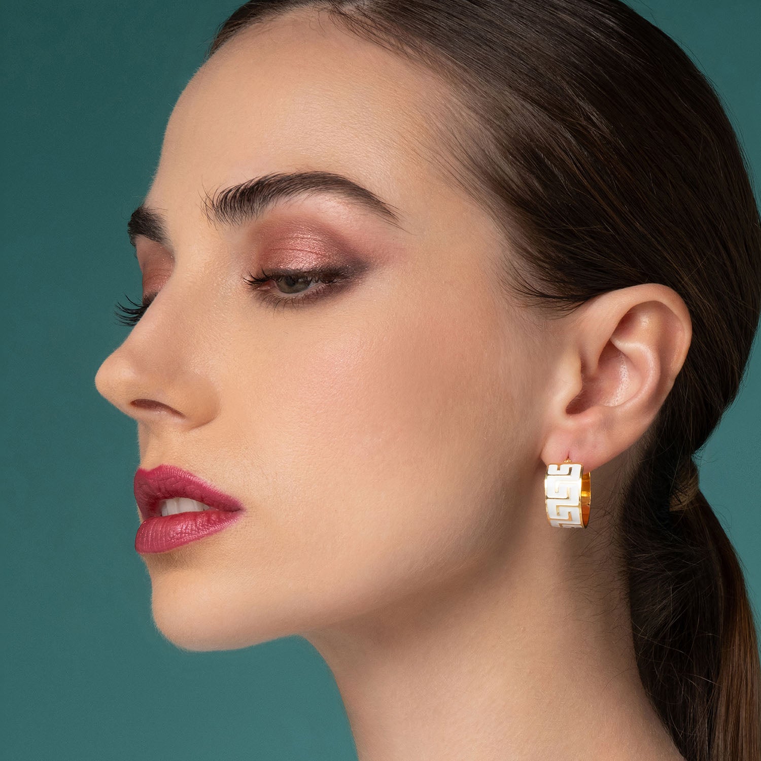 Σκουλαρίκια κρίκοι Pop 23 από επιχρυσωμένο ασήμι 925° με λευκό σμάλτο Εικόνα 2