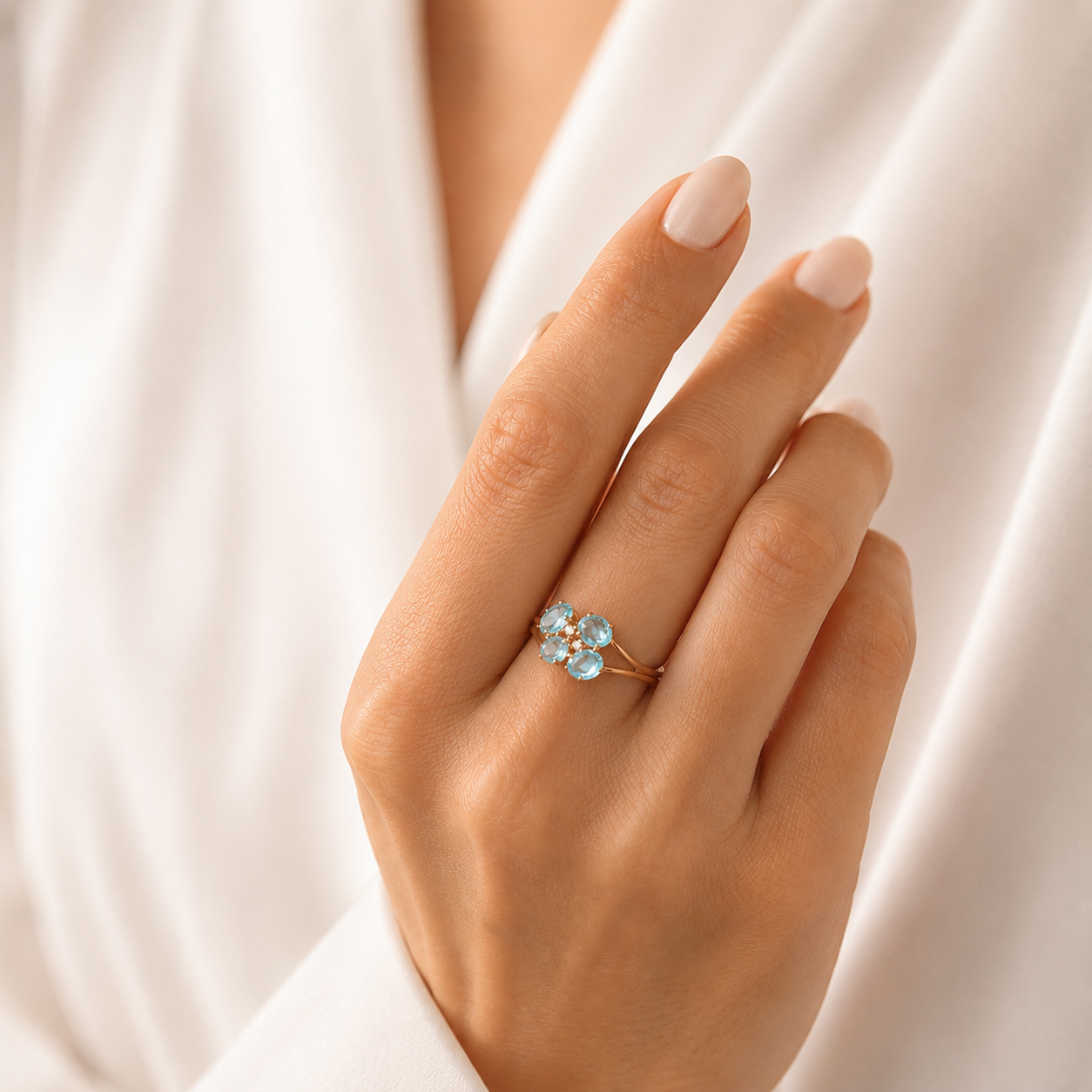 Δαχτυλίδι Secret Garden από ροζ χρυσό 14K με sky blue topaz και ζιργκόν