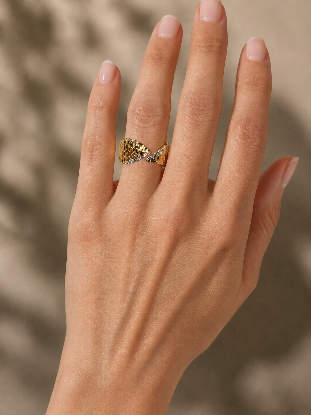 Δαχτυλίδι Fancy Diamonds από χρυσό 14K με διαμάντια μπριγιάν