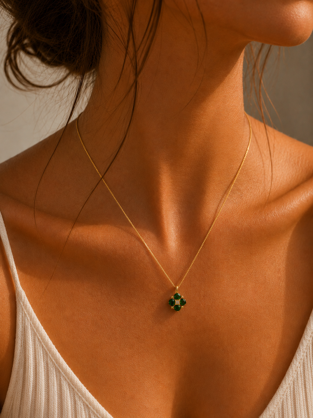 Κολιέ Gems από χρυσό 18K με σμαράγδι και διαμάντι κοπής μπριγιάν