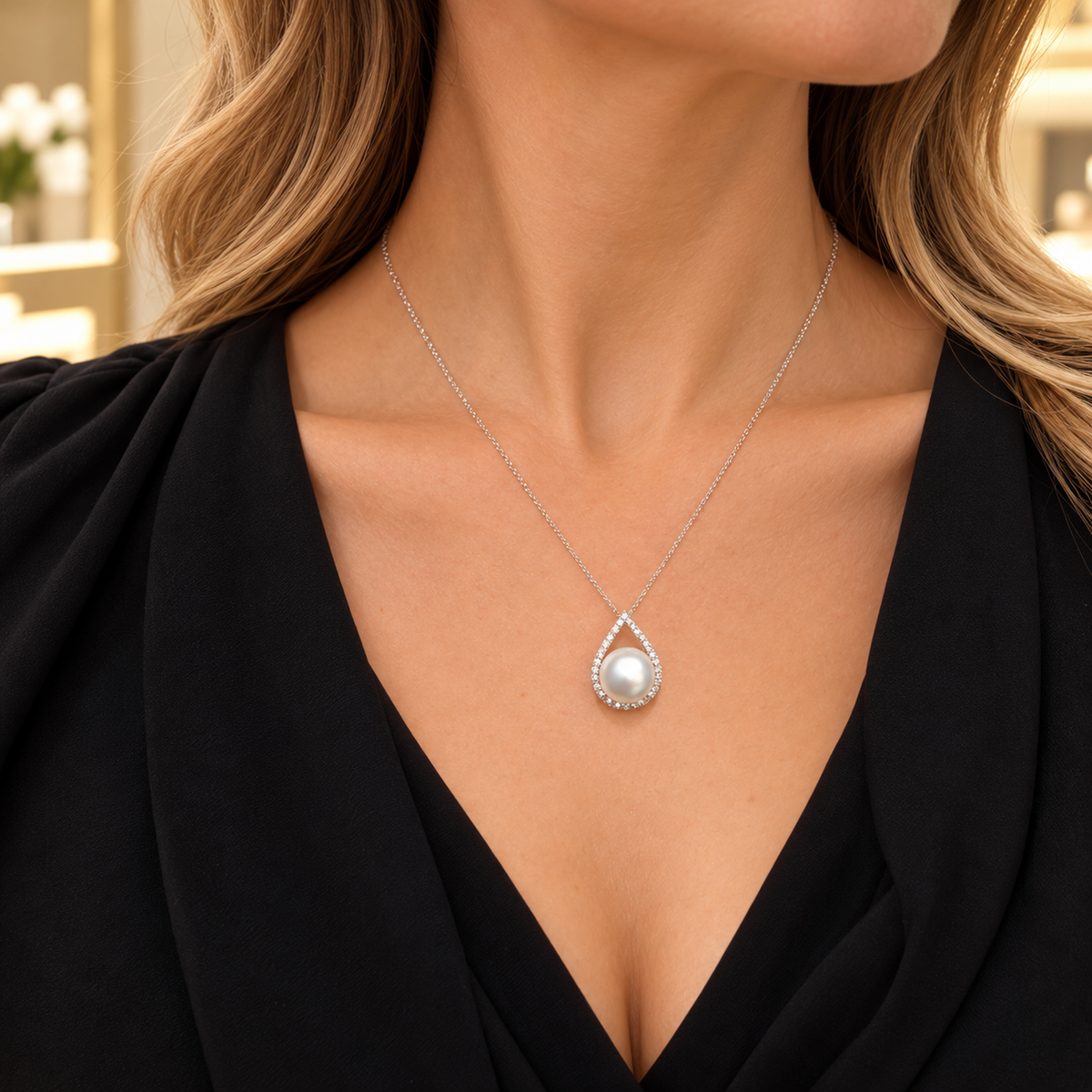 Μενταγιόν Pearls από λευκό χρυσό 18K με south sea pearl και διαμάντια