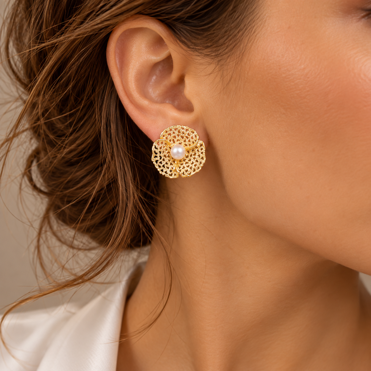 Σκουλαρίκια Terra από επιχρυσωμένο ασήμι 925° με freshwater pearl
