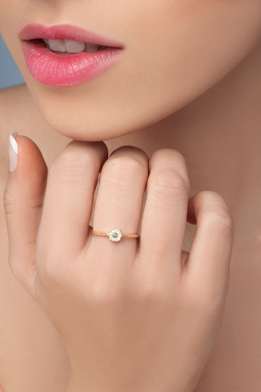 Δαχτυλίδι Gems από χρυσό 18K με σμαράγδι και διαμάντια μπριγιάν Εικόνα 2