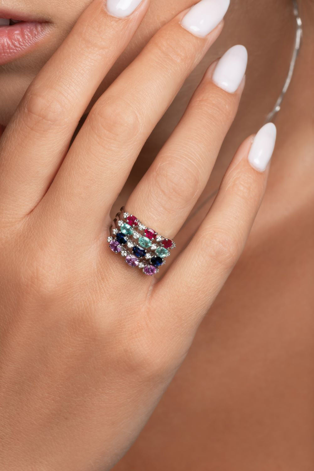 Δαχτυλίδι Gems από λευκό χρυσό 18K με σμαράγδια και διαμάντια μπριγιάν Εικόνα 2