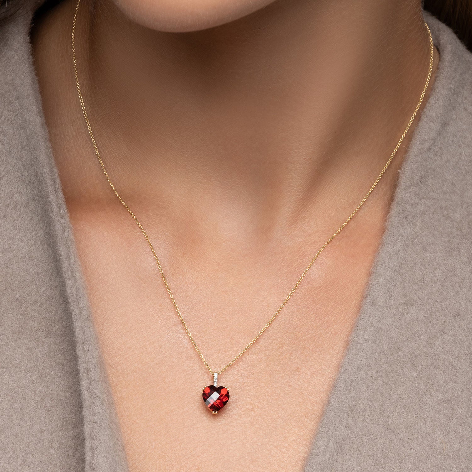 Μενταγιόν Secret Garden από χρυσό 18K με γρανάτη και διαμάντια μπριγιάν Εικόνα 2