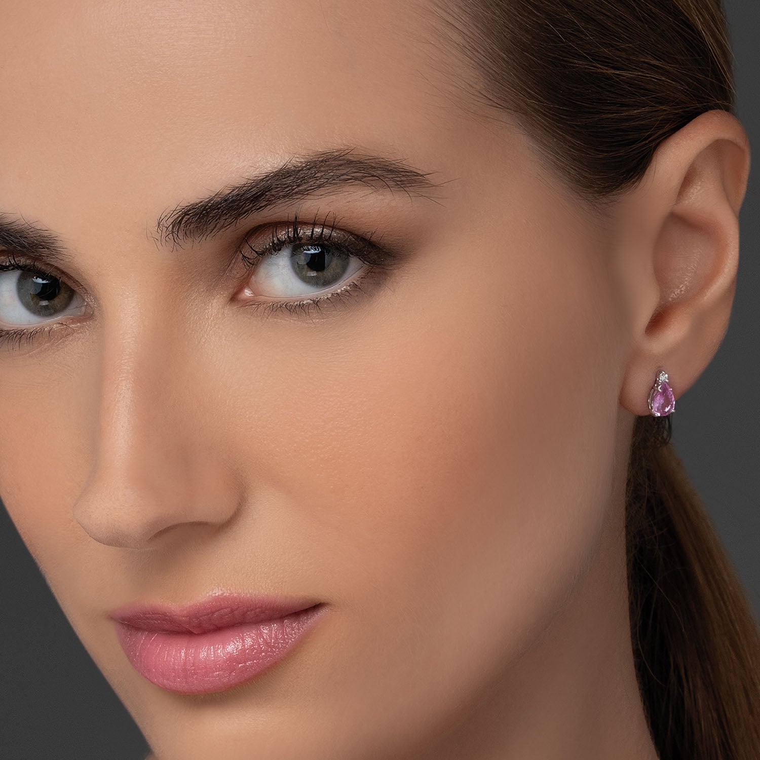 Σκουλαρίκια Gems από λευκό χρυσό 18K με ροζ ζαφείρι και διαμάντια μπριγιάν Εικόνα 2