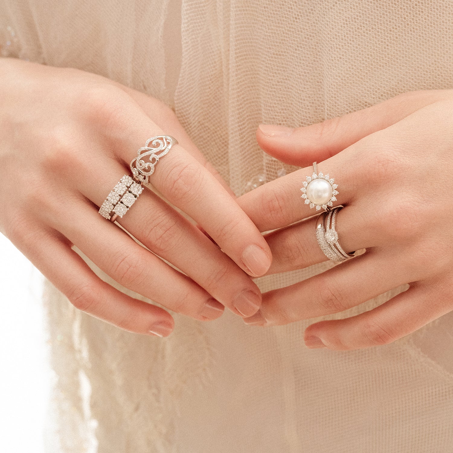 Δαχτυλίδι Pearls από λευκό χρυσό 18K με freshwater pearl και διαμάντια μπριγιάν Εικόνα 2