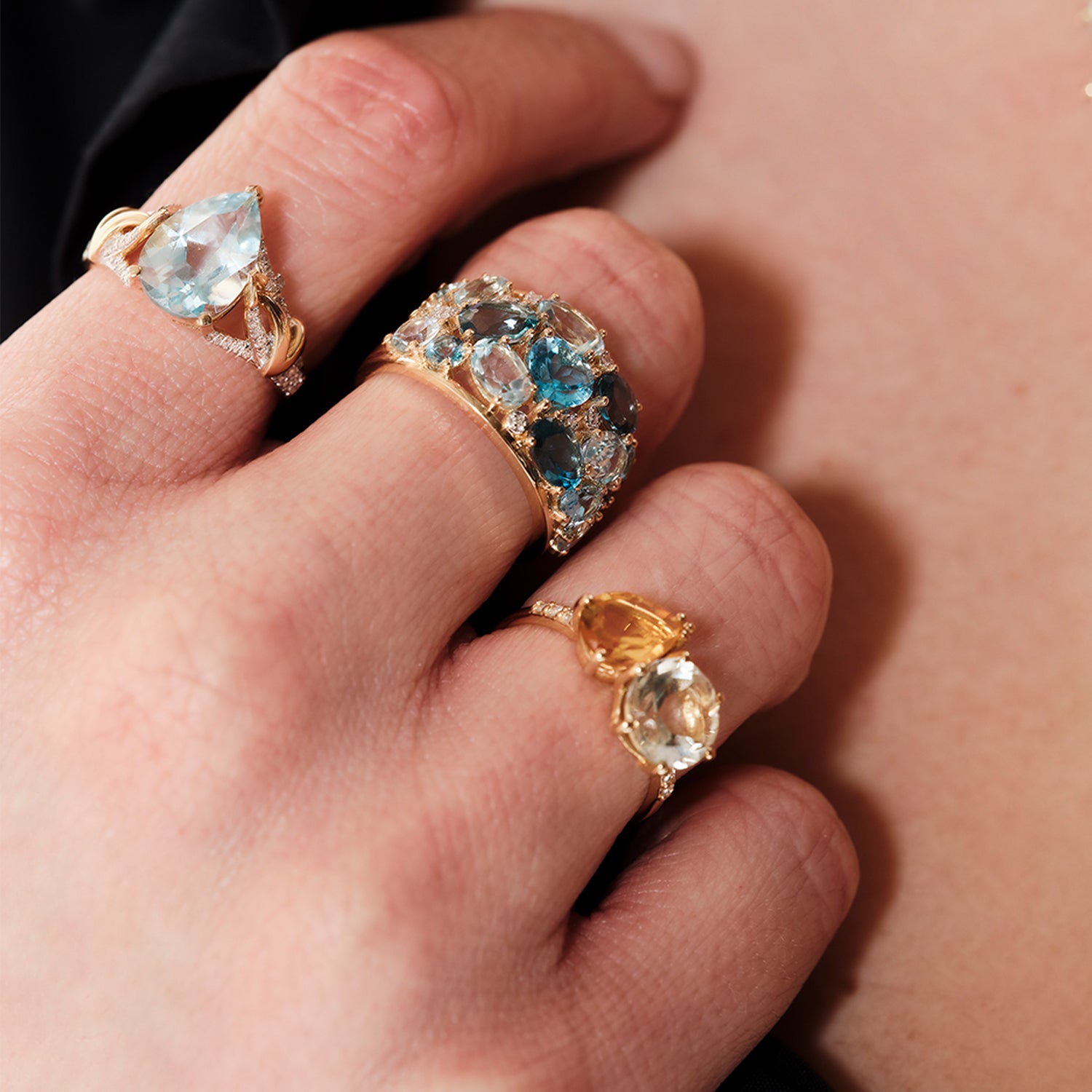 Δαχτυλίδι Secret Garden από χρυσό 14K με Blue topaz , London Blue topaz, Sky Blue topaz και διαμάντια μπριγιάν