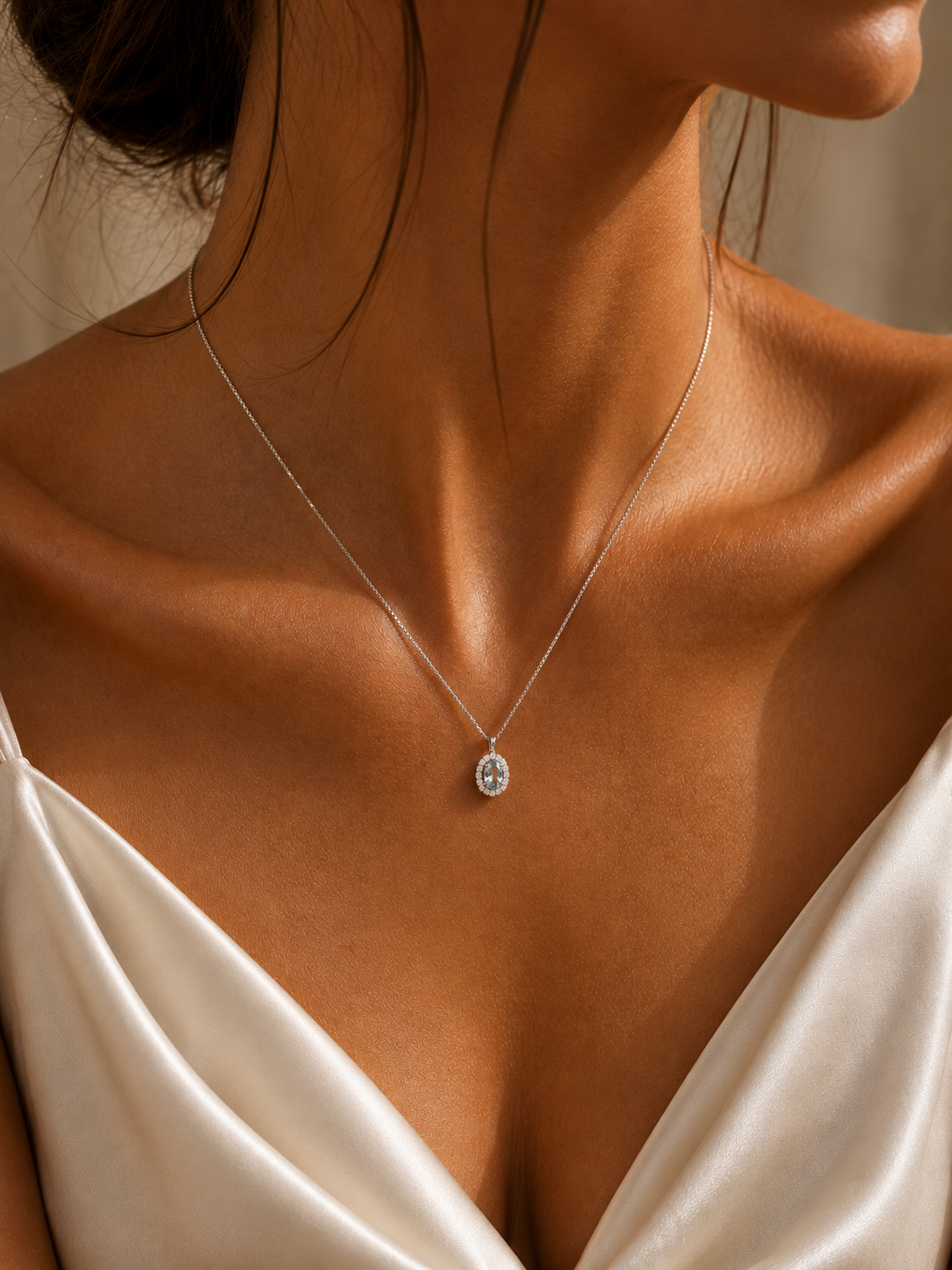 Κολιέ Gems από λευκό χρυσό 18K με ακουαμαρίνα και διαμάντια μπριγιάν