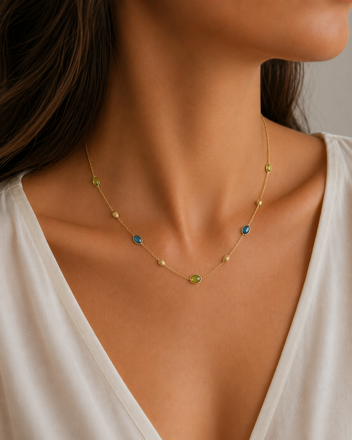 Κολιέ Secret Garden από χρυσό 14K με London blue topaz και περίδοτο