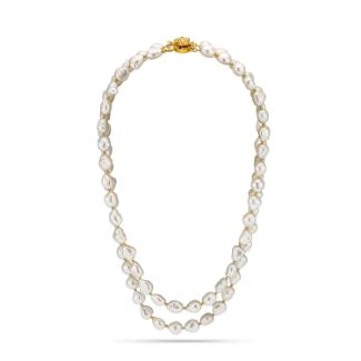 Κολιέ Pearls από επιχρυσωμένο ασήμι 925° με freshwater pearls και κούμπωμα λουλούδι